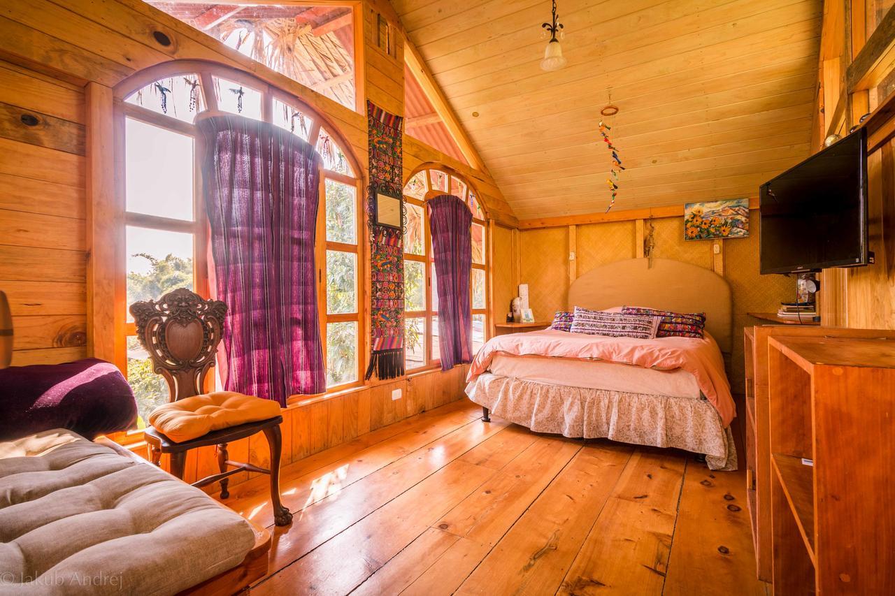 Lake Front Cabin At Los Elementos Santa Cruz La Laguna Exterior photo